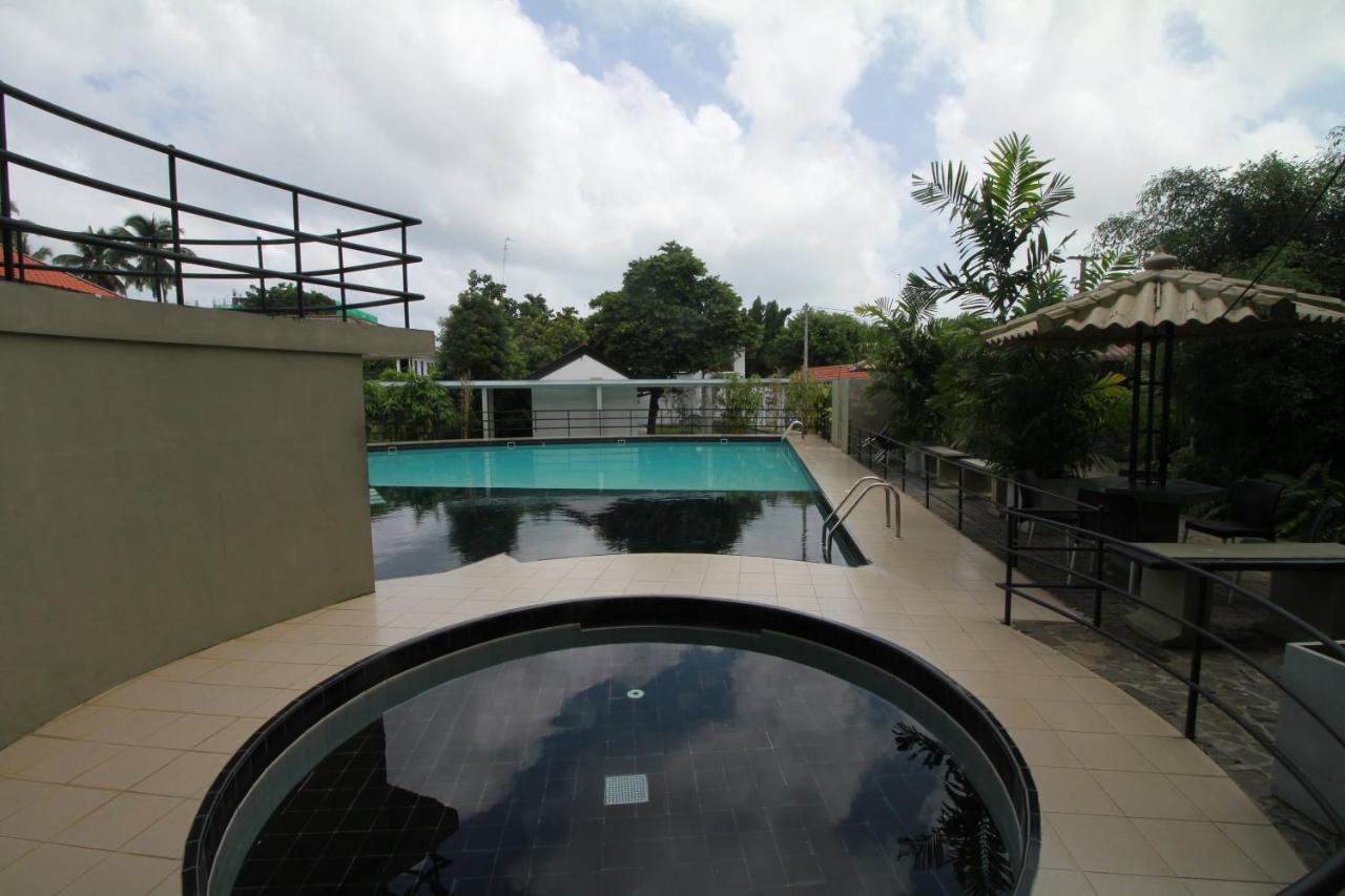 Garden Beach Hotel กาลูทารา ภายนอก รูปภาพ